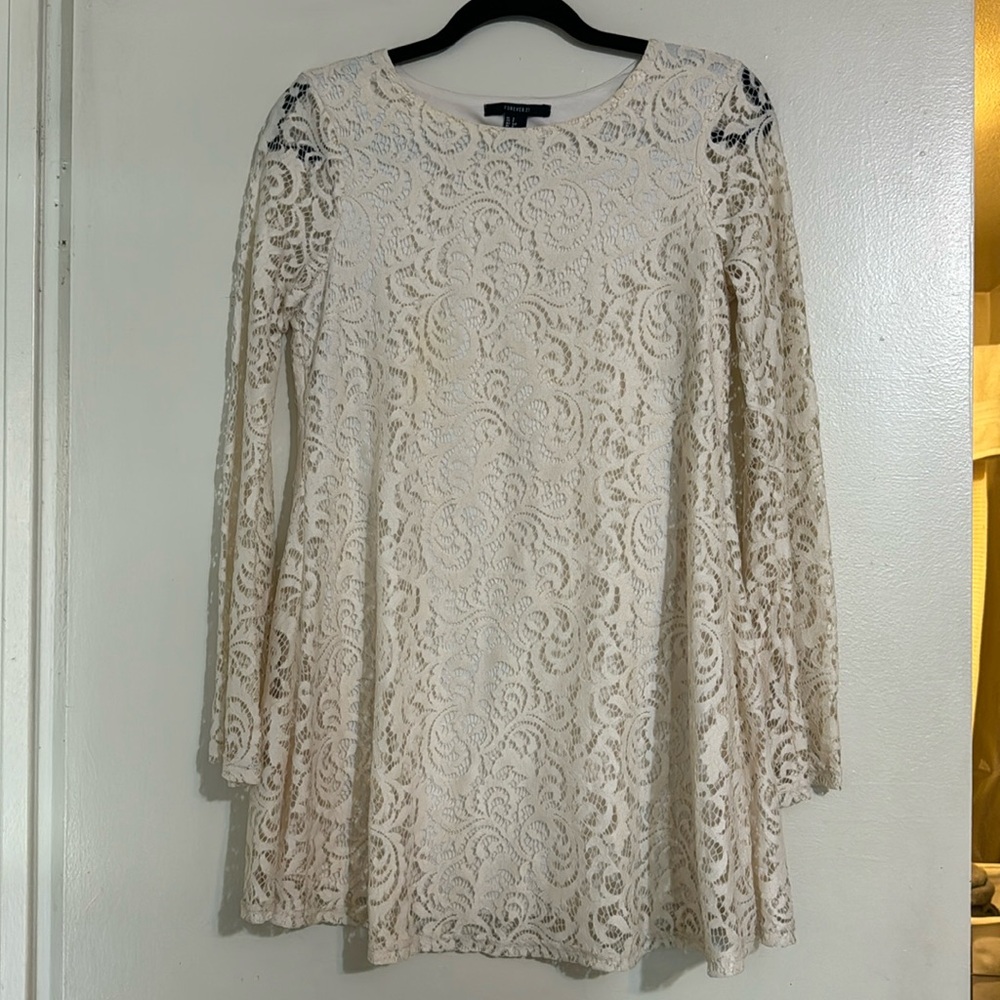 Forever 21 lace mini dress